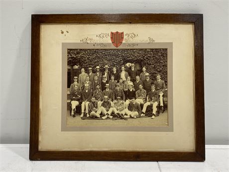 EARLY 1900s CAMBRIDGE COLLEGE SPORTS PHOTO W/HAND DETAILING (18.5”x16”)