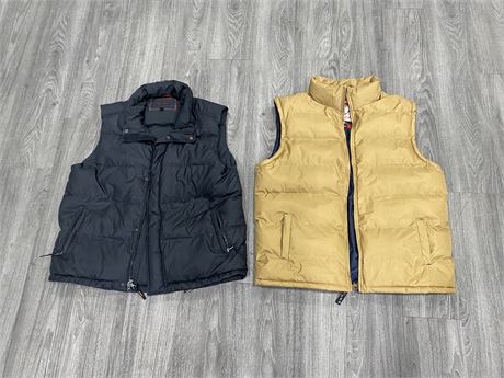 PAIR OF PUFF VESTS - CANADIAN WEATHER GEAR & BANANA REPUBLIC - SEE PIC FOR SIZES