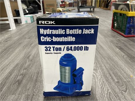 NEW 32 TON ROK HYDRAULIC BOTTLE JACK - BOX SHOWS WEAR