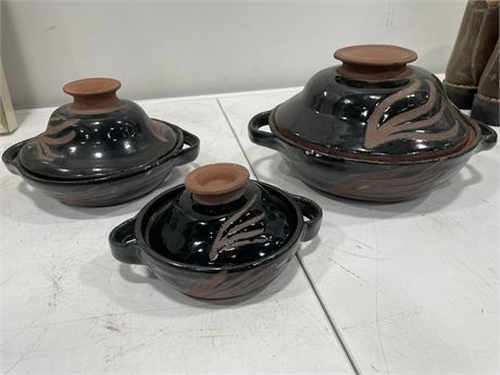 SET OF 3 SIGNED CLAYPOTS LARGEST 11”