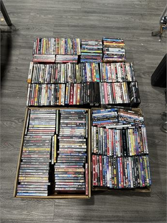 LARGE LOT OF ASSORTED DVDS