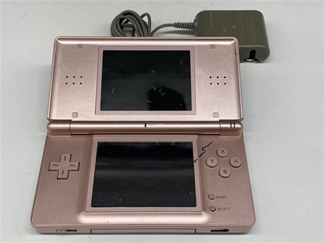 NINTENDO DS LITE W/CHARGER - WORKING