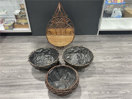 3 WOVEN WICKER LINED BASKETS (2 HANGABLE - 16”D + METAL & WOOD STAND 22”x16”