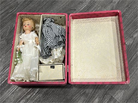 VINTAGE IDEAL DOLL W/CLOTHING IN DOLL CASE