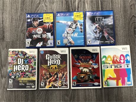 3 PS4 GAMES AND 4 WII GAMES