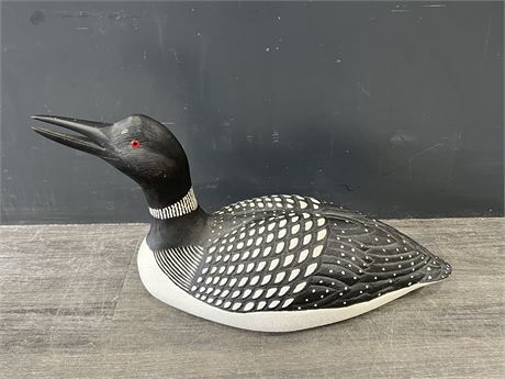 VINTAGE LOON DECOY - HIGHLY CARVED W/ GLASS EYES - SIGNED R.R. MC DOWELL - 18”