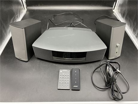 BOSE WAVE MUSIC SYSTEM & SPEAKERS