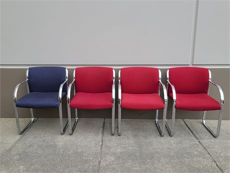 4 STEELCASE GUEST CHAIRS 3MAROON & 1 BLUE (dated 1980)