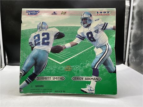 (SEALED) STARTING LINEUP COLLECTORS CUP EMMITT SMITH & TROY AIKMAN 1997 (10”)