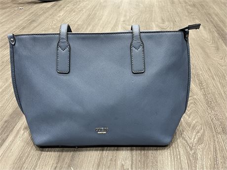 (NEW) BLUE GUESS PURSE