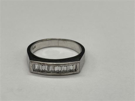 MENS 925 RING SIZE 6