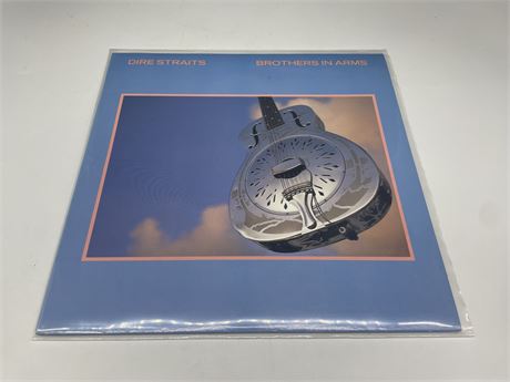 DIRE STRAITS - BROTHERS IN ARMS - MINT (M)