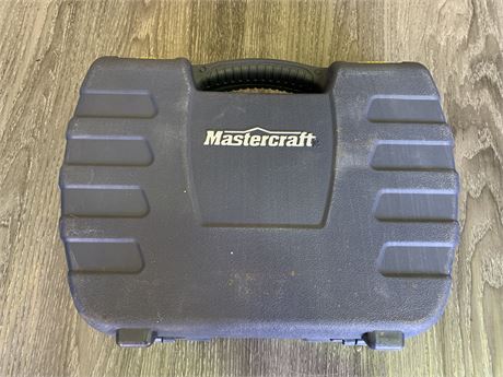 MASTERCRAFT DRILL WITH BITS (NOT COMPLETE)