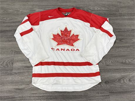 TEAM CANADA JERSEY - SIZE S