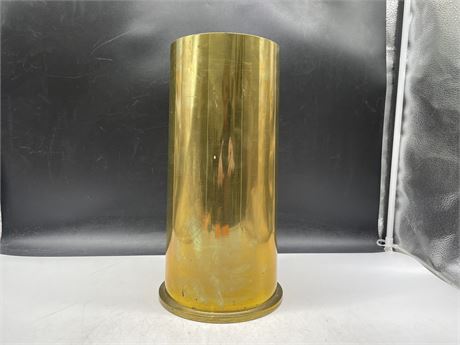 LARGE HEAVY MILITARY SHELL UMBRELLA STAND 15”x7”