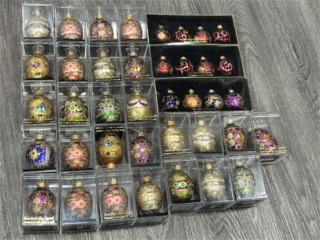 LOT OF NEW HAND CRAFTED LONDON DRUGS XMAS ORNAMENTS