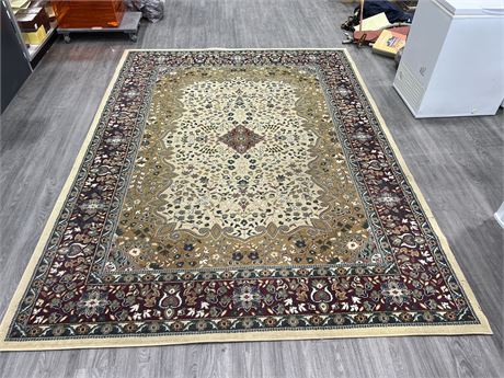 LARGE AREA RUG (125”x93”)