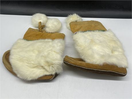 FIRST NATIONS RABBIT FUR, LEATHER BEADED MOCASSINS
