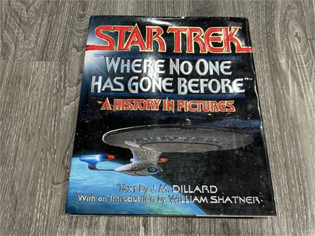 1ST EDITION 1994 STAR TREK HARDCOVER BOOK