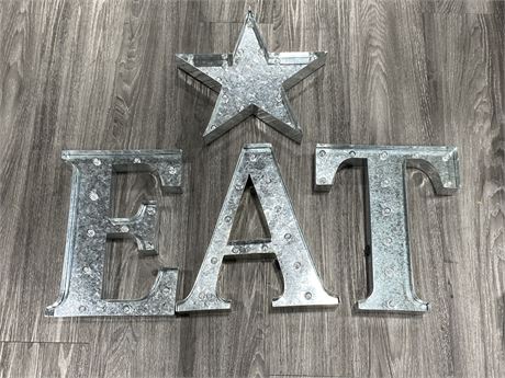 LIGHTUP “EAT” WITH STAR (Letters are 13.5” tall)