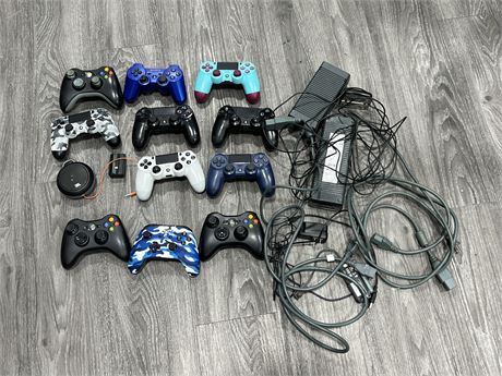 LOT OF VIDEO GAME CONTROLLERS, ETC - UNTESTED
