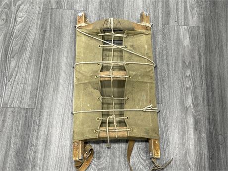 VINTAGE PIONEER TRAPPER NELSON INDIAN PACK BOARD