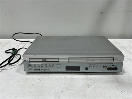 AKAI VRD974 VHS PLAYER - UNTESTED