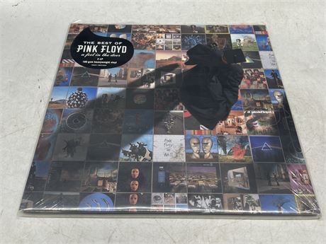 SEALED - THE BEST OF PINK FLOYD - A FOOT IN THE DOOR 2LP