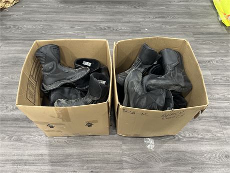 10 PAIRS OF MOTORCYCLE BOOTS - SIZES 8-12
