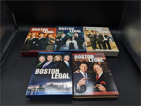 COLLECTION OF BOSTON LEGAL SEASONS - VERY GOOD CONDITION - DVD