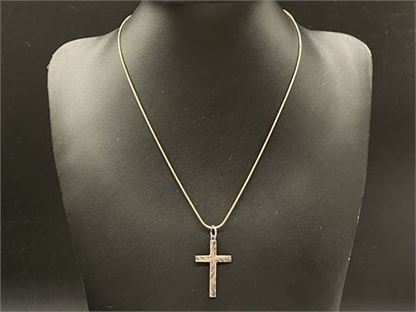SIGNED 925 STERLING CHAIN + CROSS
