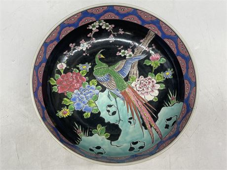 LARGE ANTIQUE HAND PAINTED JAPANESE BOWL 9”