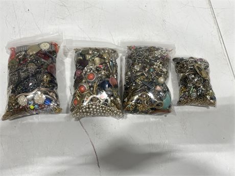 4 BAGS OF MISCELLANEOUS JEWELRY + JEWELRY PARTS