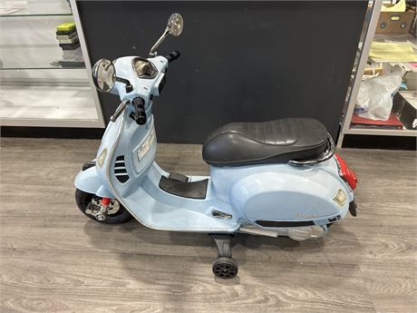 KIDS SIZED ELECTRIC SCOOTER - UNTESTED/AS IS