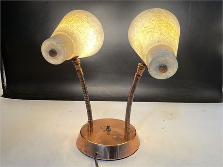 ART DECO 2 HEAD FIBREGLASS & COPPER TABLE LAMP 11”