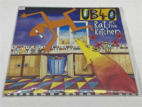 UB40 - RAT IN THE KITCHEN - NEAR MINT (NM)