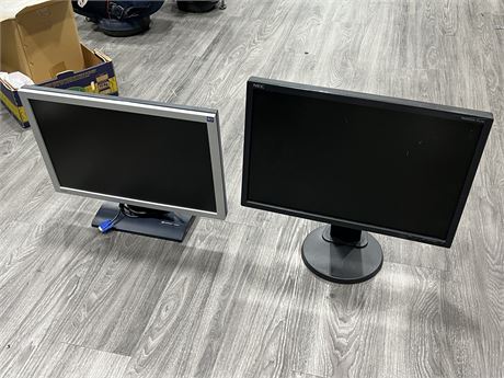 2 WORKING MONITORS - 1 MISSING CORDS