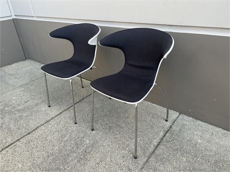 ATOMIC / SPACE AGE STYLE BLACK & WHITE CHAIRS - 32” TALL