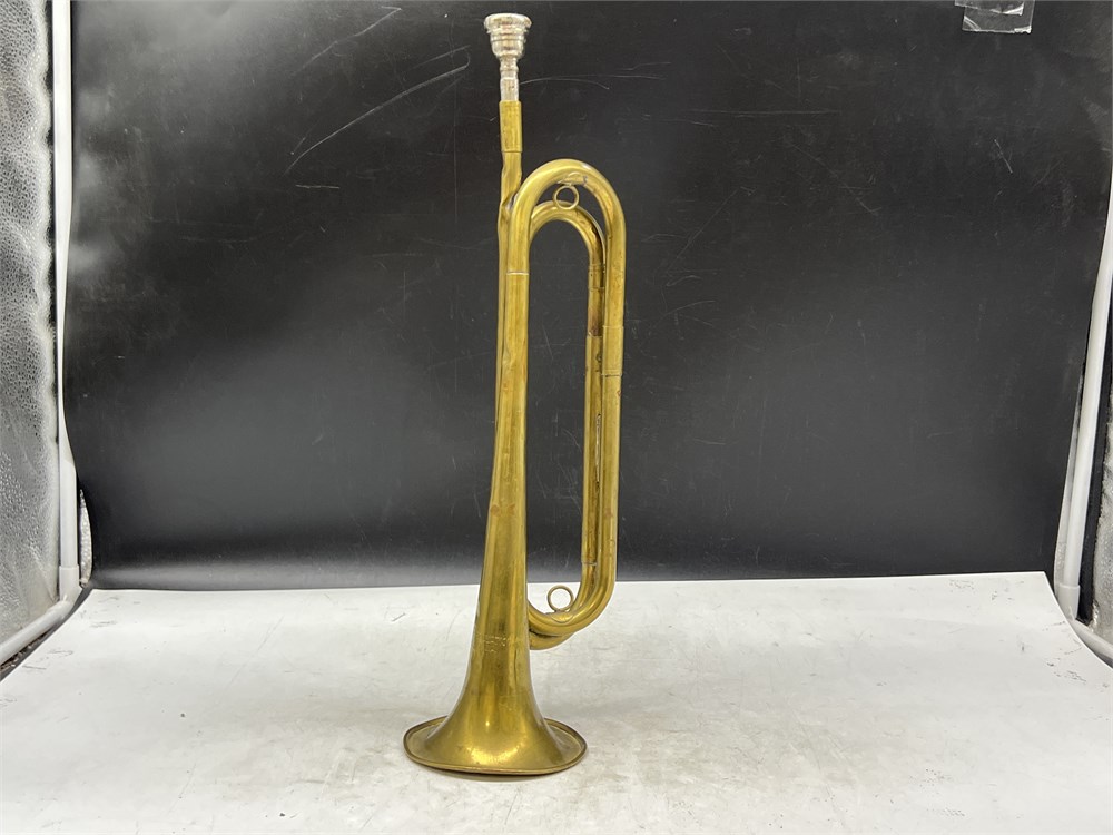 Urban Auctions - EARLY MILITARY BUGLE MADE IN USA