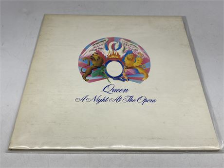 QUEEN - A NIGHT AT THE OPERA - NEAR MINT (NM)