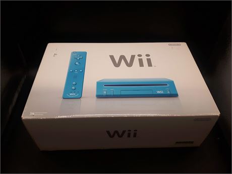 RARE - LIMITED EDITION BLUE NINTENDO WII CONSOLE - EXCELLENT CONDITION