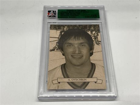 L/E OVECHKIN ROOKIE YEAR CARD #41/45 (In the game)