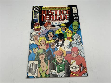 JUSTICE LEAUGE #89 SIGNED BY KEITH GIFFEN