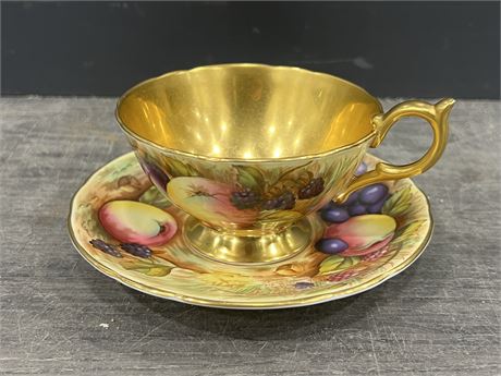 RARE AYNSLEY TEA CUP & SAUCER - NO CHIPS