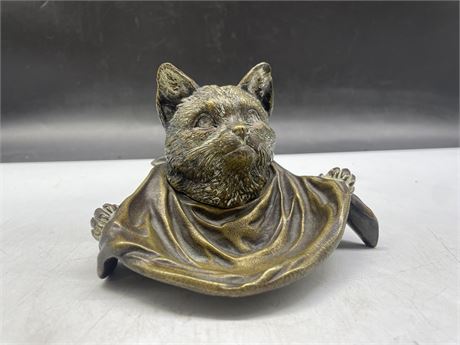 EARLY BRONZE CAT INKWELL