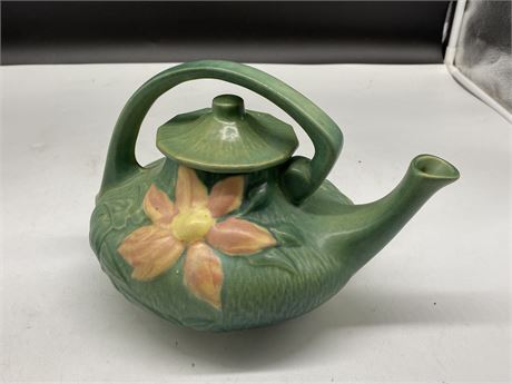 RARE 1930s ROSEVILLE TEAPOT - GREAT CONDITION (11” wide)