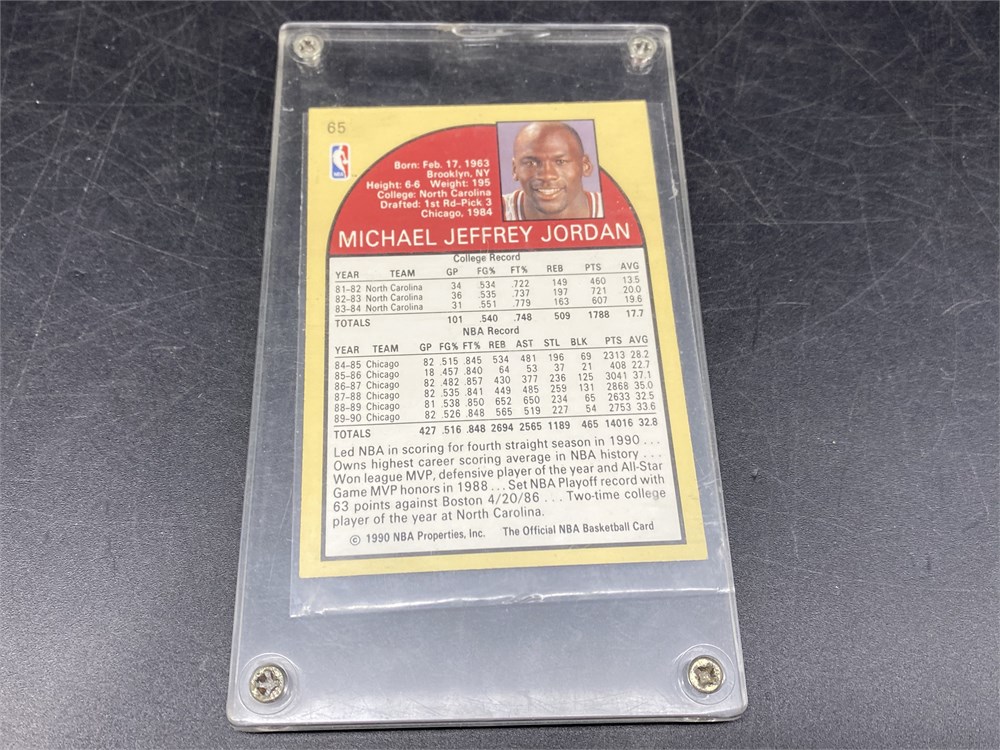 Urban Auctions - 1990 MICHAEL JORDAN CARD