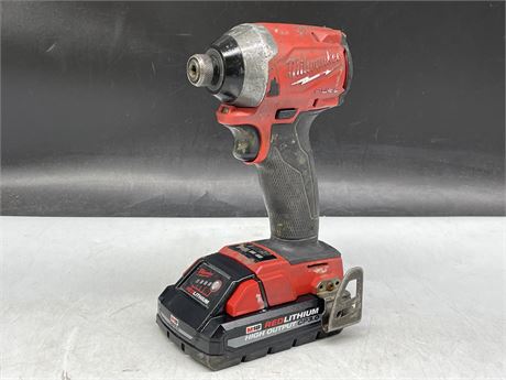 MILWAUKEE 12V IMPACT DRILL W/ BATTERY PACK (WORKS)