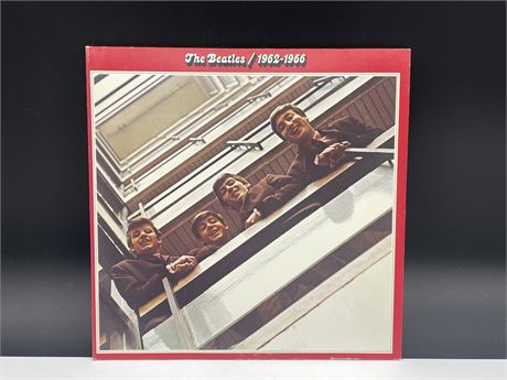 THE BEATLES - 1962-1966 - MINT (M)