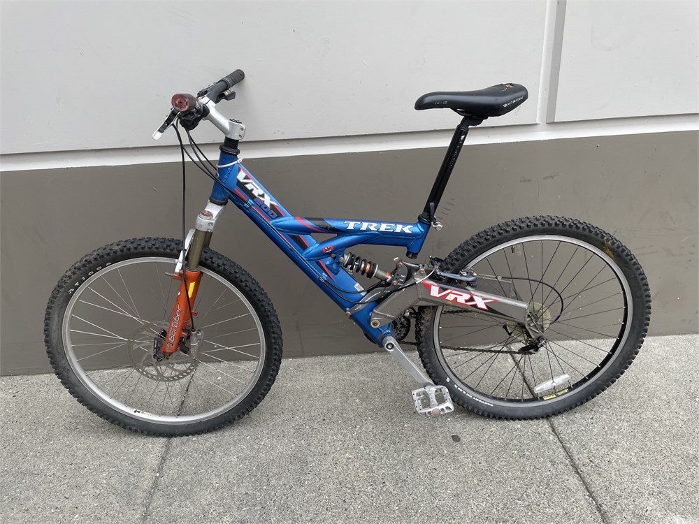 Urban Auctions TREK VRX MOUNTAIN BIKE